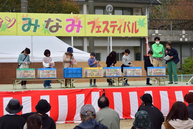 006_お菓子の詰め放題