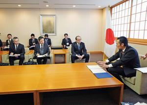 令和5年外務省要請文提出2