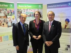 オーストラリア