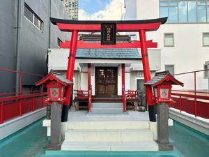 銅座稲荷神社の画像1