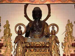 提寺の木造薬師如来坐像