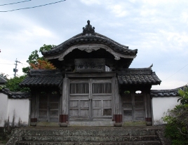 中島聖堂遺構大学門