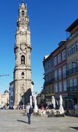 クレリゴス教会の画像