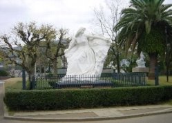 乙女の像の写真