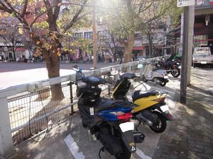 住吉町二輪車等駐車場の画像