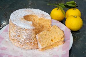 ゆうこうシフォンケーキの写真