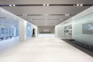 アークレイエントランス